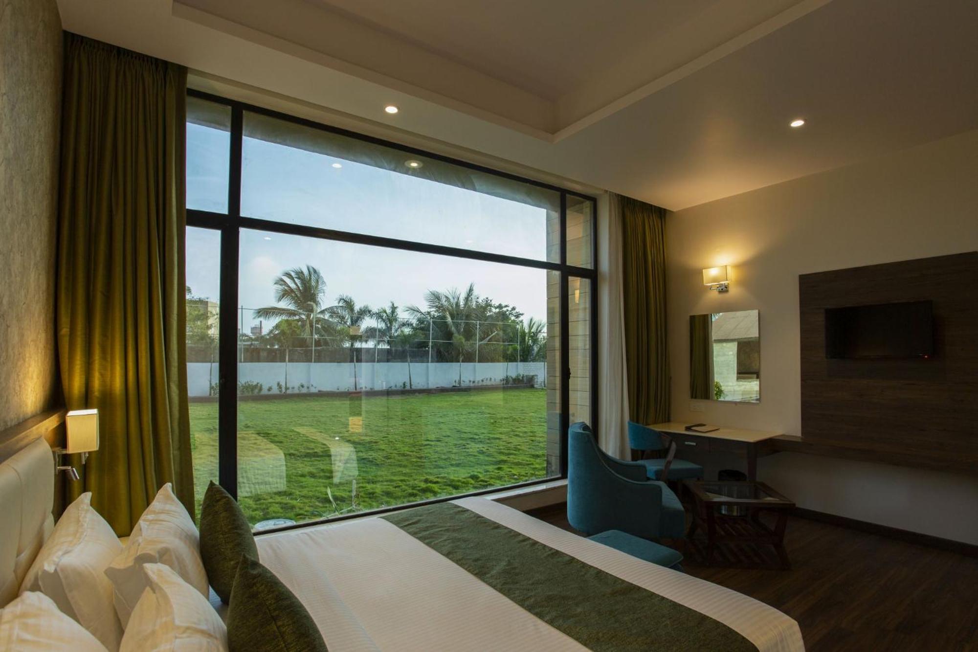 Sarovar Portico, Somnāth Eksteriør billede