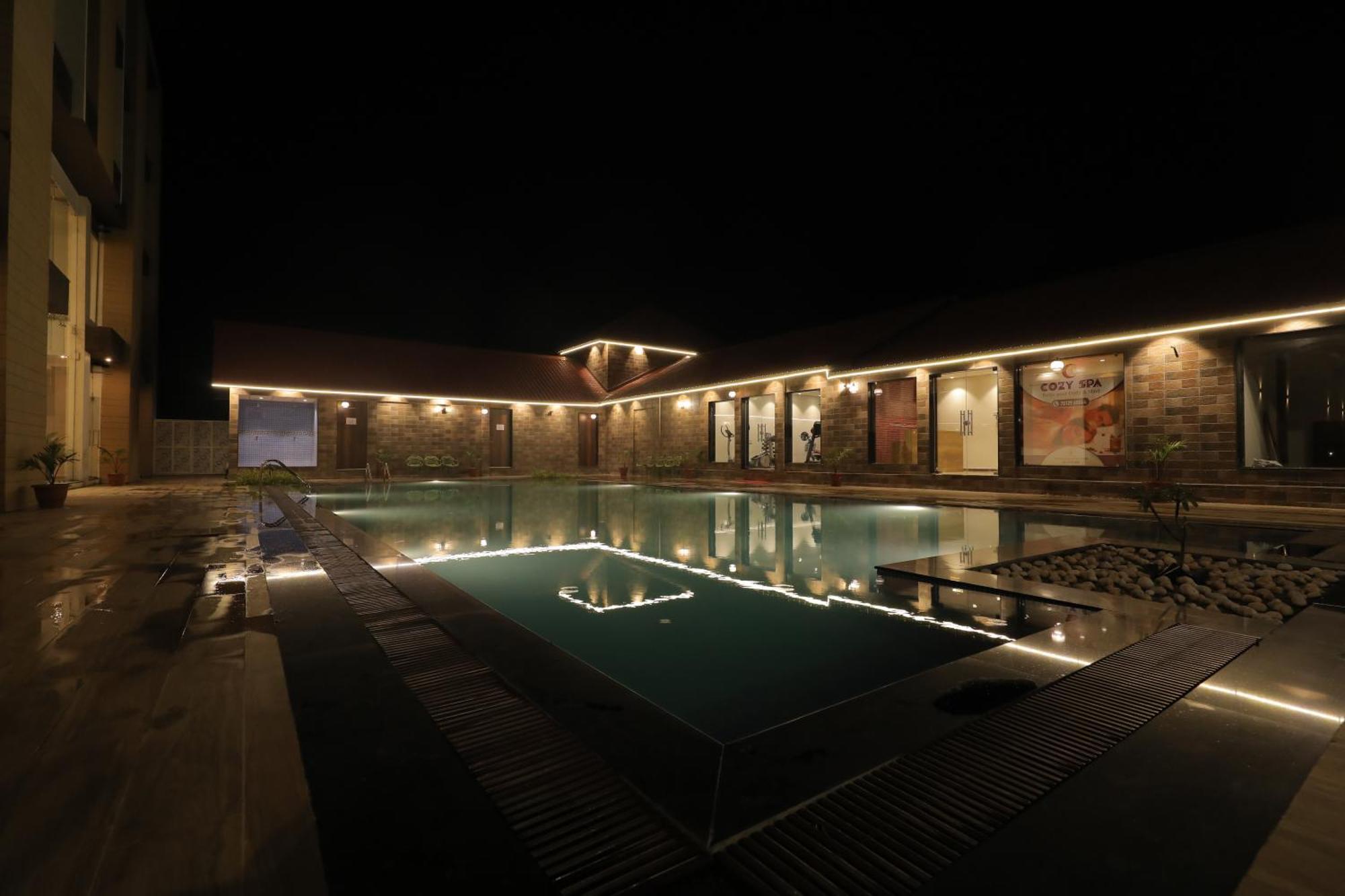 Sarovar Portico, Somnāth Eksteriør billede