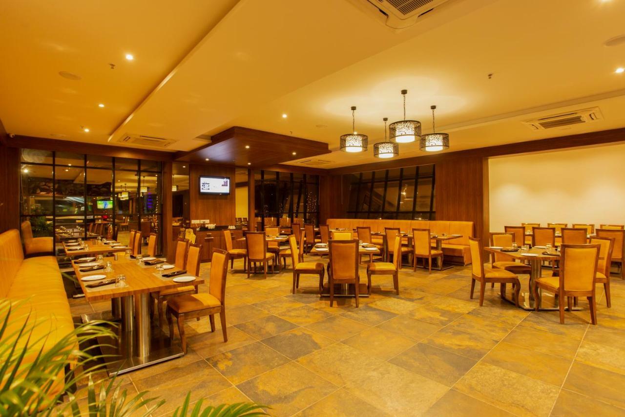 Sarovar Portico, Somnāth Eksteriør billede